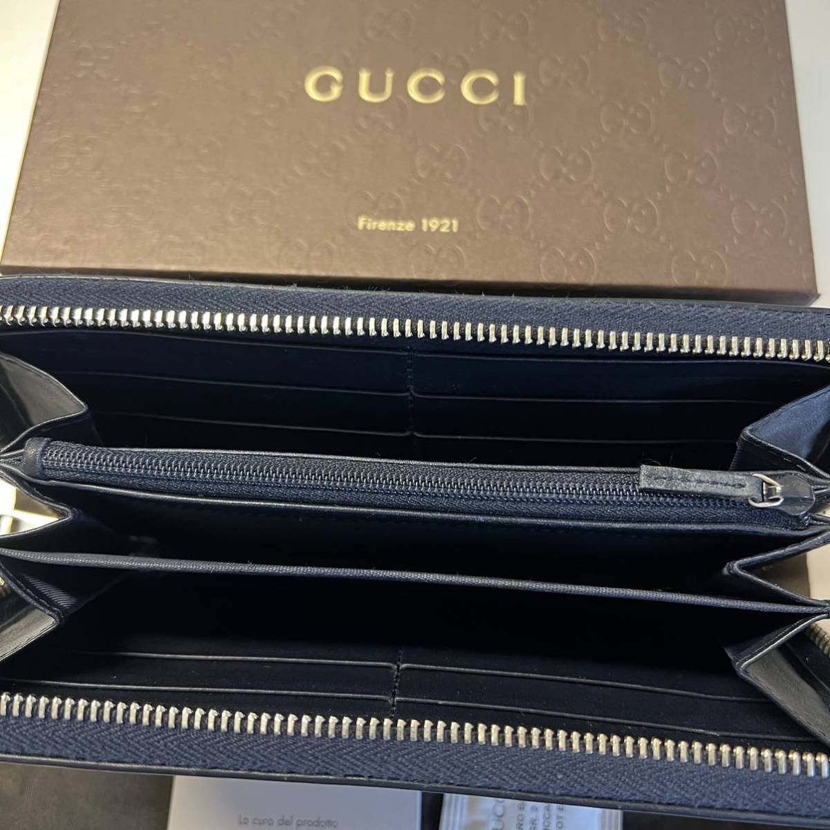 新品同様! グッチ GUCCI 財布 長財布 シェリーライン ラウンド