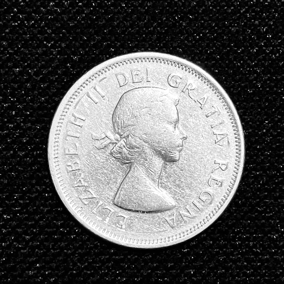 【カナダ 銀貨】【銀80％】1963年 エリザベス2世 25セント　〈本物〉
