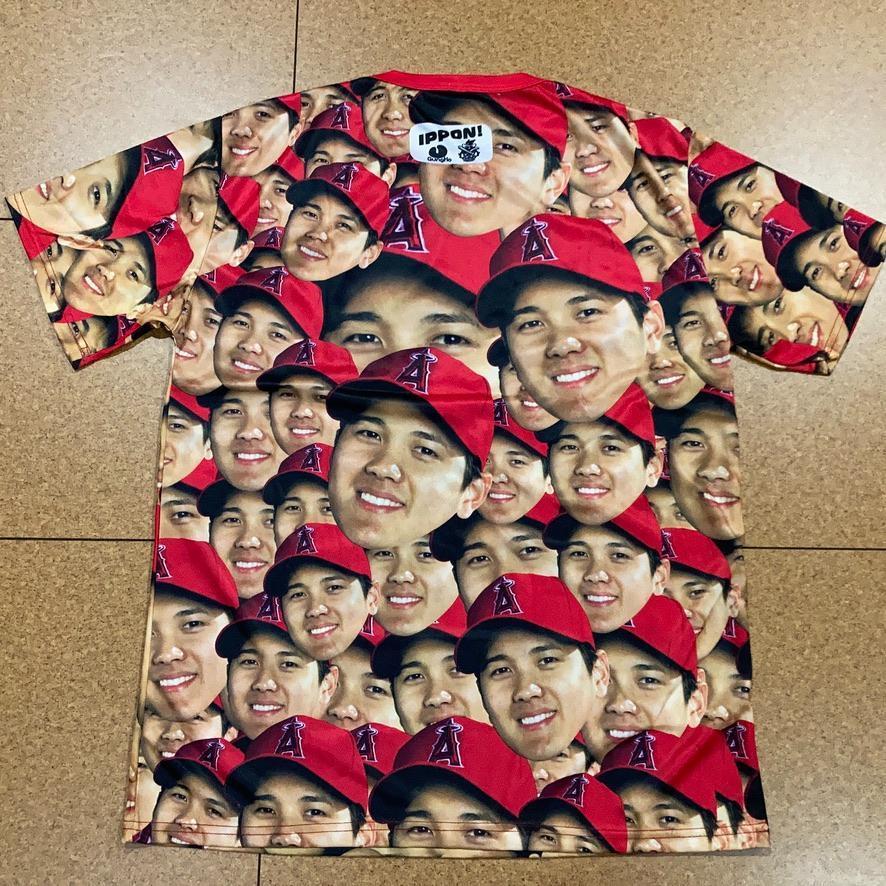 球場配布のホンモノ！大谷翔平 顔たくさん顔だらけTシャツ2枚セット