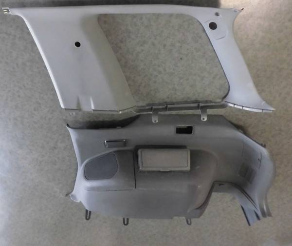  Mitsubishi Chariot N43W right rear trim N48W right quarter interior trim N33W rear right quarter inside pasting panel N34W trunk room right cover luggage 