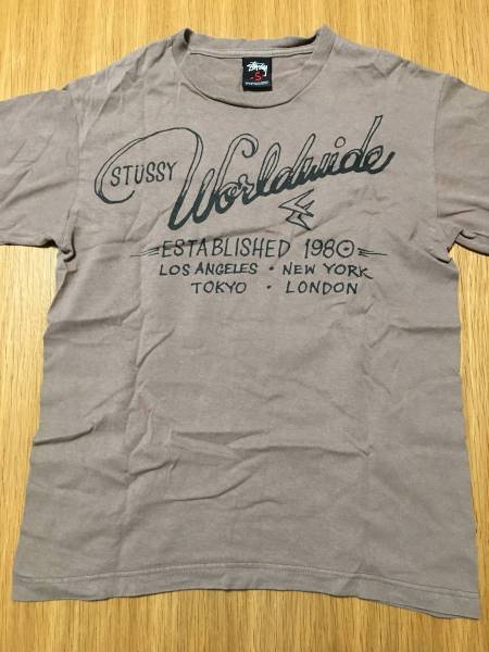 ステューシー STUSSY 半袖Tシャツプリント ワールドツアー 検索 スカル クラウン 茶色 ブラウン Sサイズ