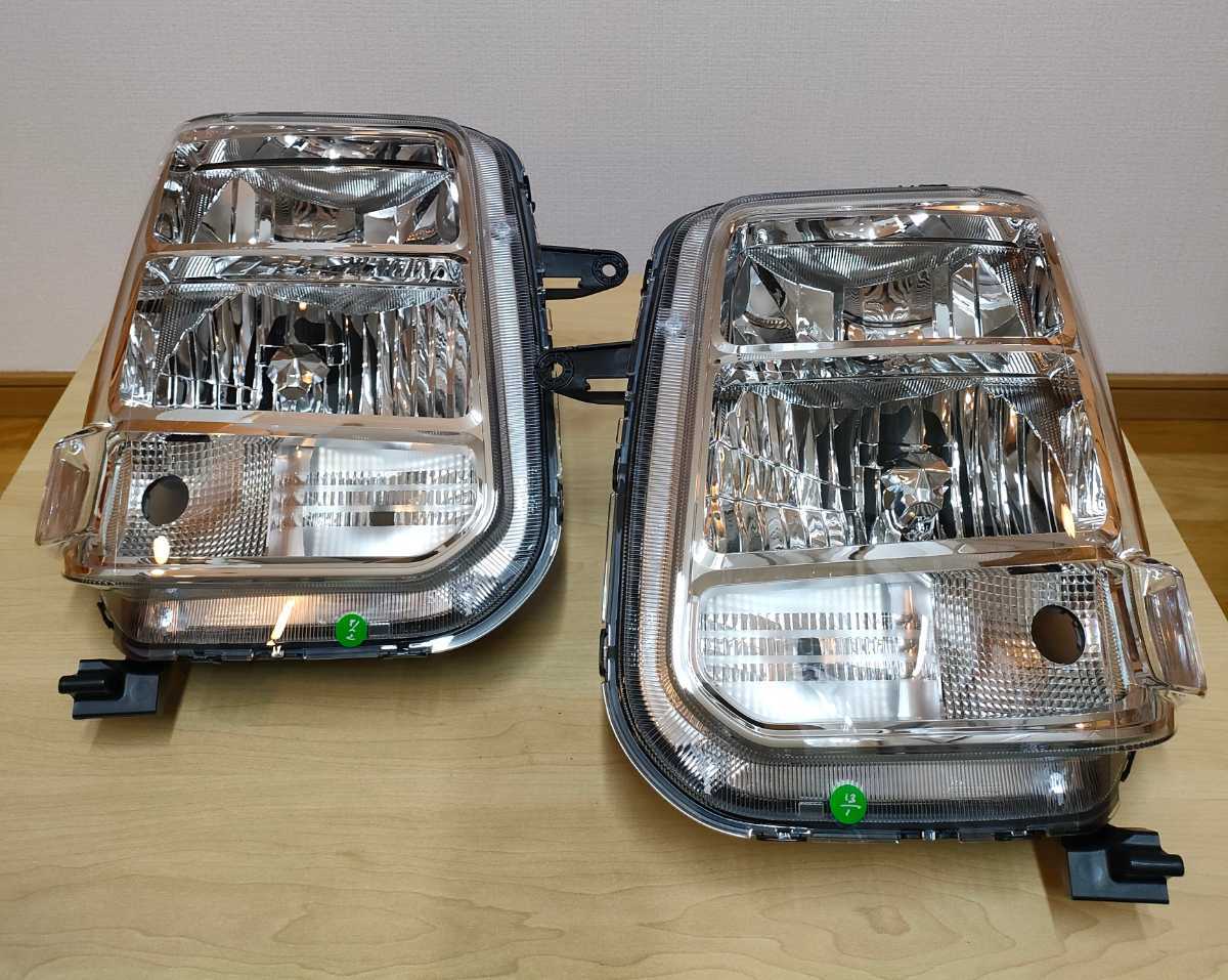 新品未使用)エブリィワゴン 純正 HID ヘッドライト 左右 キセノン