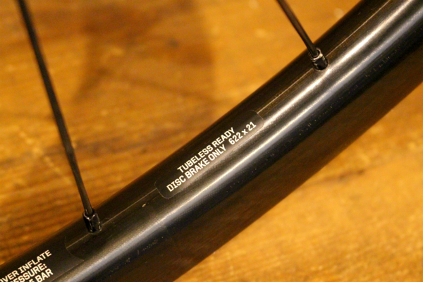 ボントレガー BONTRAGER アイオロス AEOLUS XXX2 TLR DISC カーボン