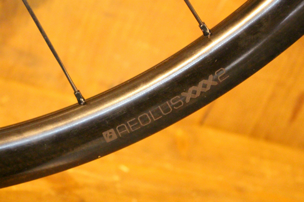 ボントレガー BONTRAGER アイオロス AEOLUS XXX2 TLR DISC カーボン