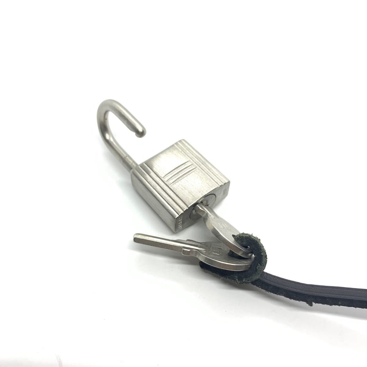 保護 エルメス HERMES カデナ×キー 117番 (クロシェット付) bogota
