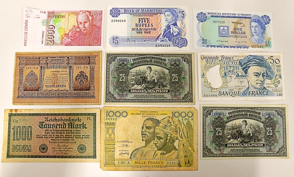 外国紙幣 60枚 まとめて おまとめ フランス ラオス マレーシア ミャンマー その他 海外紙幣 紙幣 旧紙幣 古銭 コイン 硬貨 貨幣 _画像2