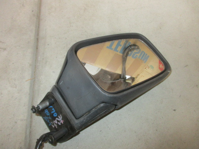 # Volvo V70 door mirror right used 8B 0117375 40462 parts taking equipped XC70 Cross Country lens Wing mirror #