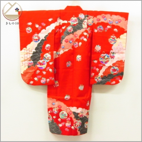 * кимоно 10* 1 иен .. ребенок кимоно "Семь, пять, три" для девочки 7 лет для золотая краска колокольчик нить наматывать Sakura .. Mai бабочка . длина 102cm.44cm [ включение в покупку возможно ] **