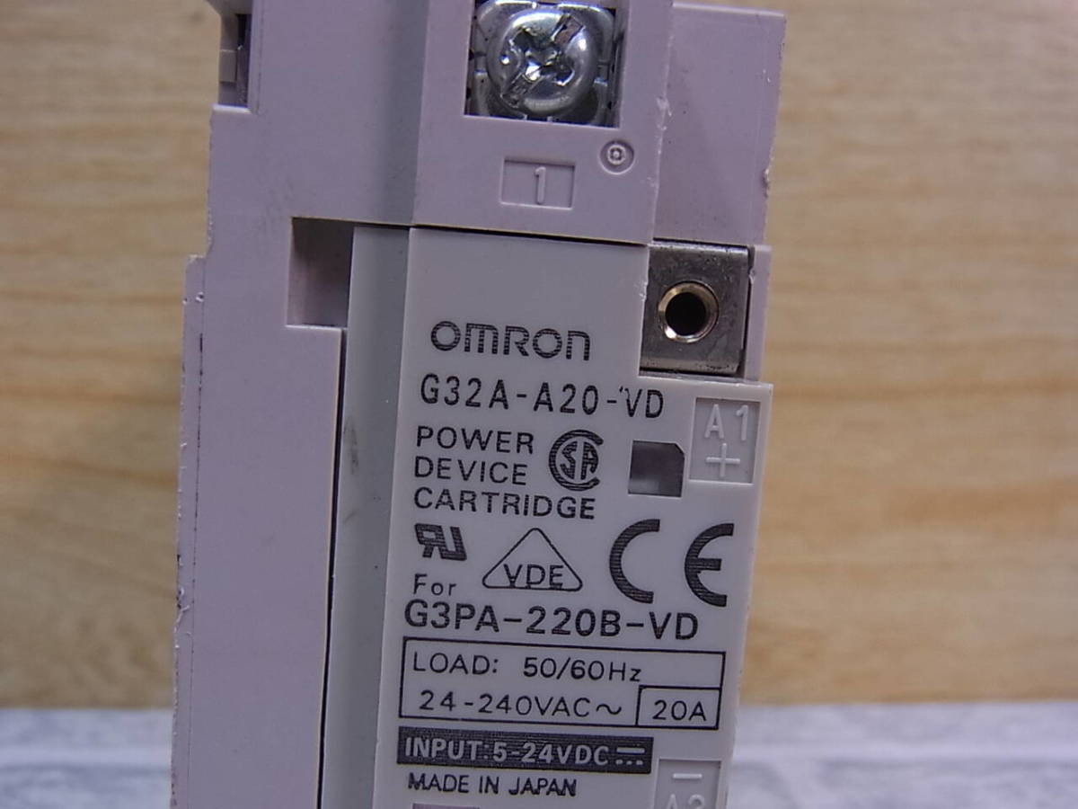 ◎J/512●オムロン OMRON☆パワーデバイスカートリッジ☆G32A-A20-VD☆動作不明☆ジャンク_画像2