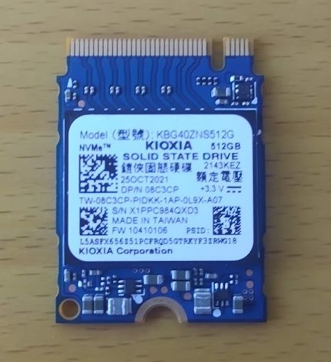 KIOXIA (旧東芝) m2. NVMe 512GB PCIe Gen3x4/2230 SSD KBG40ZNS512G 使用時間3時間 Surface Pro8、Surface Pro7＋換装用にどうでしょう！_画像1