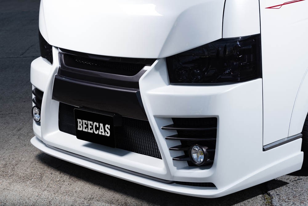 BEECAS/ビーキャス【（F200L）エアロ3点セット（F/S/R）】200系ハイエース　4型　標準　ナロー用_画像2