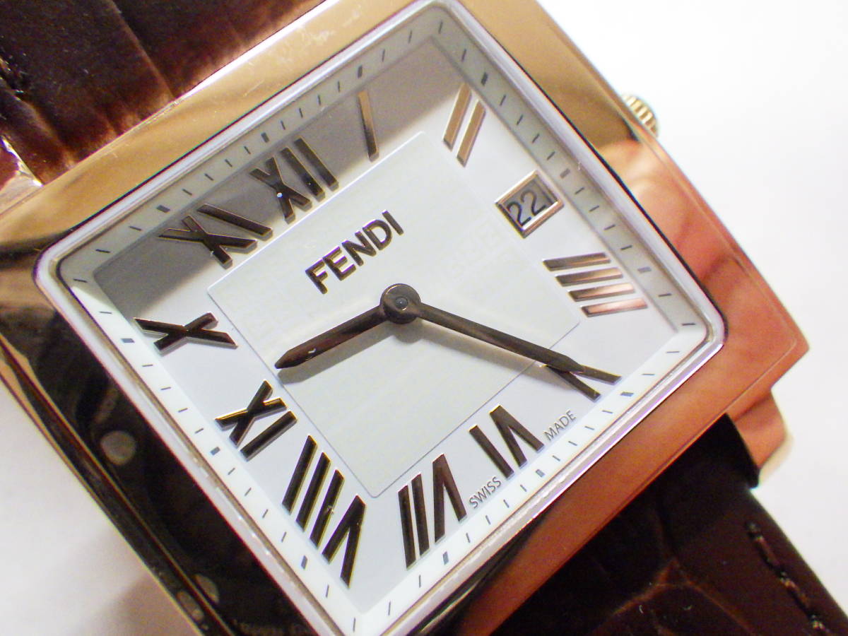 FENDI フェンディ クアドロ メンズ クオーツ腕時計 F604514021 #636