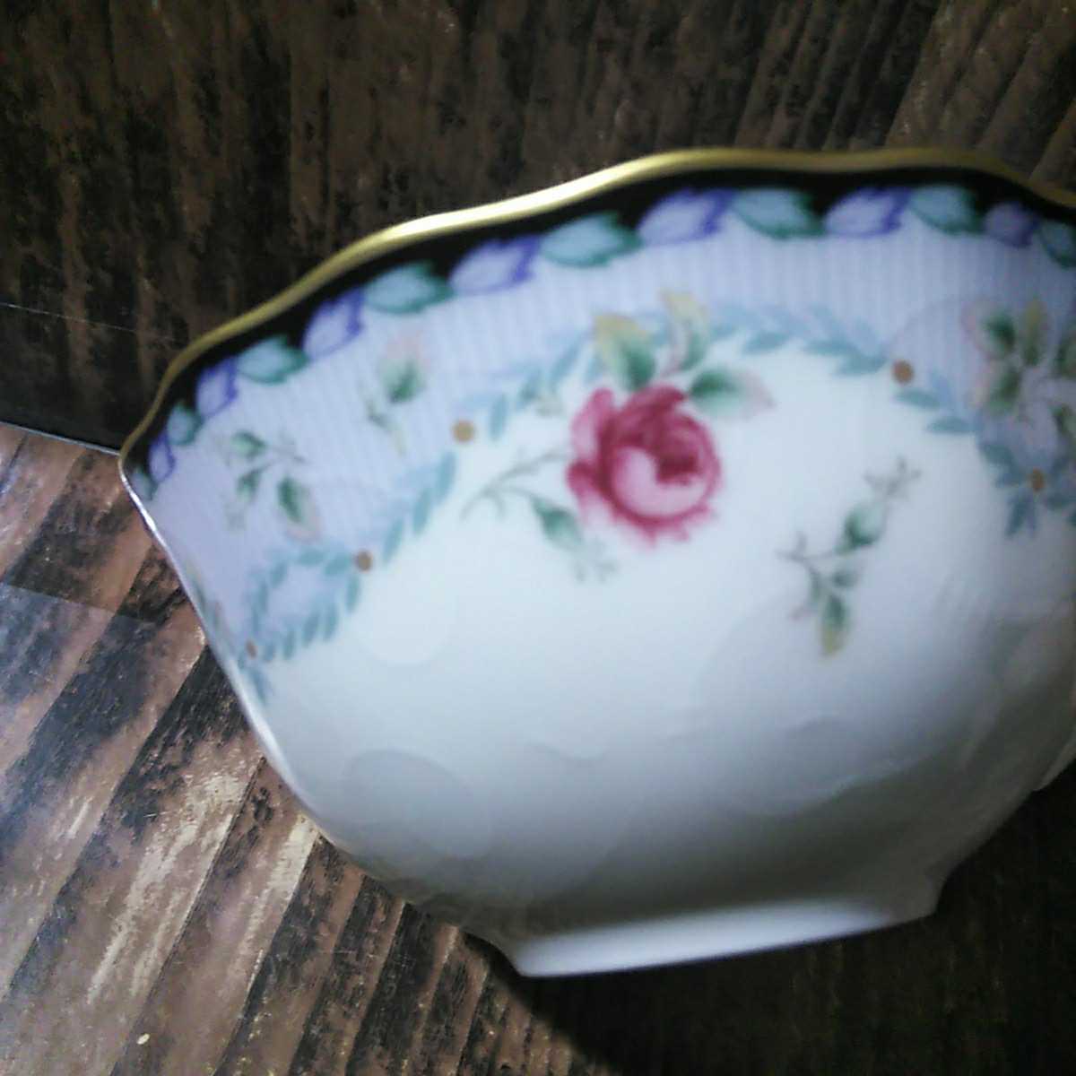 ノリタケ「ローズスティッチ カップ&ソーサー 2客」Noritake ノリタケ「ローズスティッチ カップ&ソーサー 2客」Noritake
