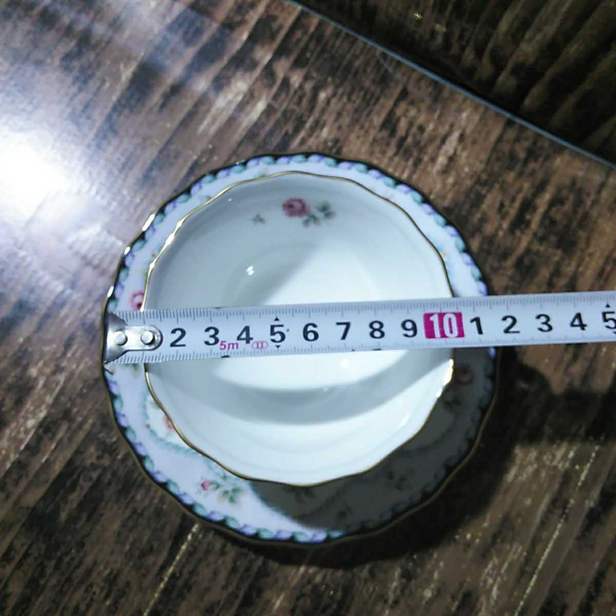 ノリタケ「ローズスティッチ カップ&ソーサー 2客」Noritake ノリタケ「ローズスティッチ カップ&ソーサー 2客」Noritake