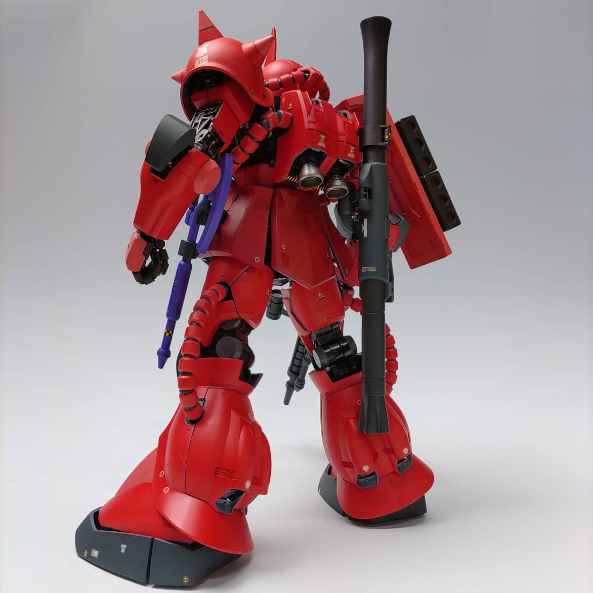 Ms 06s Pg 1 60 シャア専用ザク 塗装済完成品 機動戦士ガンダム 完成品 売買されたオークション情報 Yahooの商品情報をアーカイブ公開 オークファン Aucfan Com