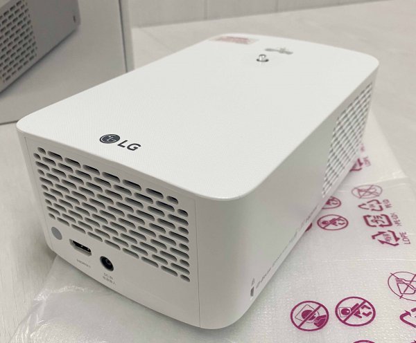 展示品 ☆ LG CineBeam LED プロジェクター HF60LS 2021年製 付属品完
