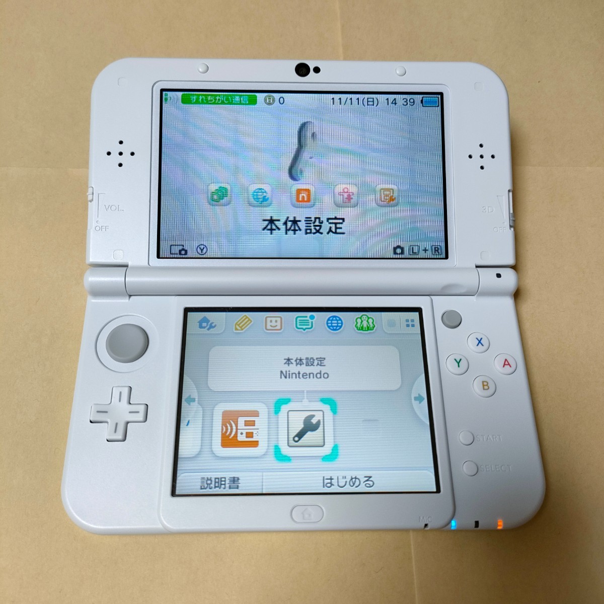 色移り有り レア☆ソフトDL済み 3DS LL どうぶつの森 ハッピーホーム