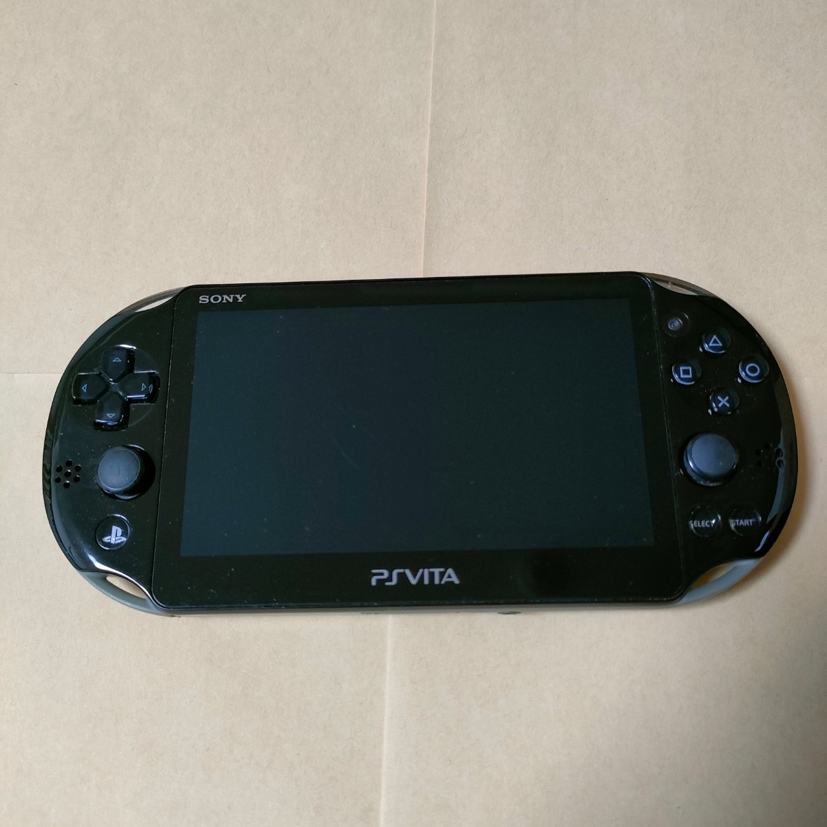 PlayStation 本体のみ GOD EATER 2 ゴッドイーター2 Wi-Fi カーキ  PCH-2000 PS Vita