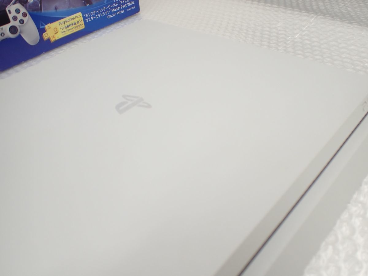 ☆営FU931-100　 美品　PS4 モンスターハンターワールド：アイスボーン マスターエディション CUHJ-10031 CUH-2200A B02 本体 初期化済み_画像10