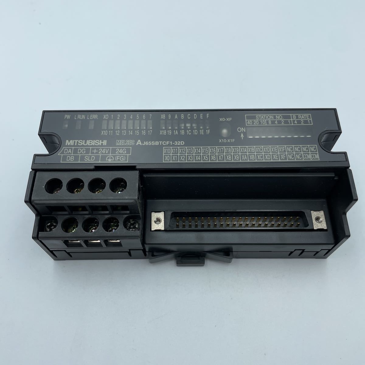 B1083 【未使用】三菱電機 CC-Linkターミナル AJ65SBTCF1-32D B1083 【未使用】三菱電機 CC-Linkターミナル AJ65SBTCF1-32D