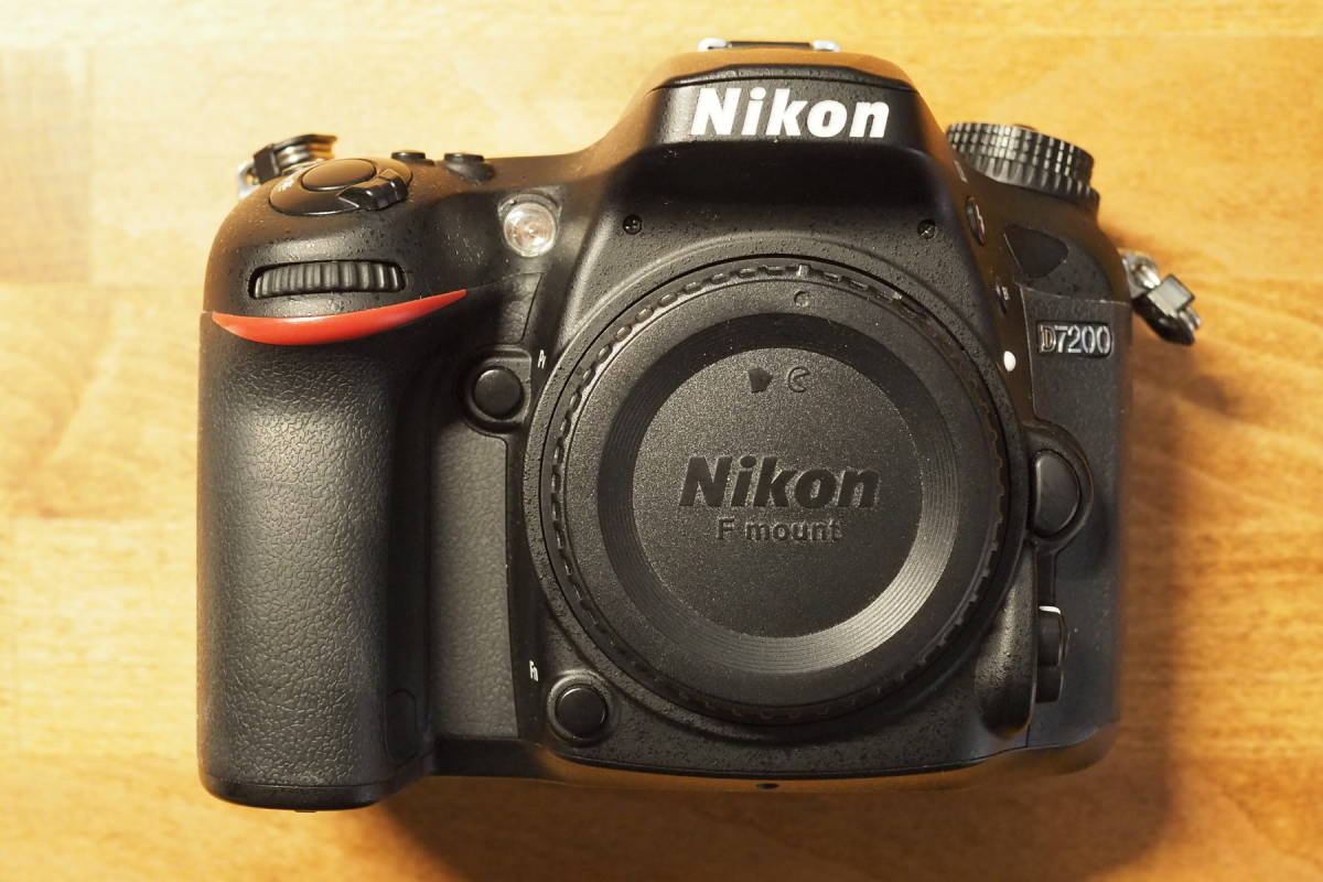 Nikon D7200 ボディ 本体/中古/Small Rigのアンカーリンクス等おまけの
