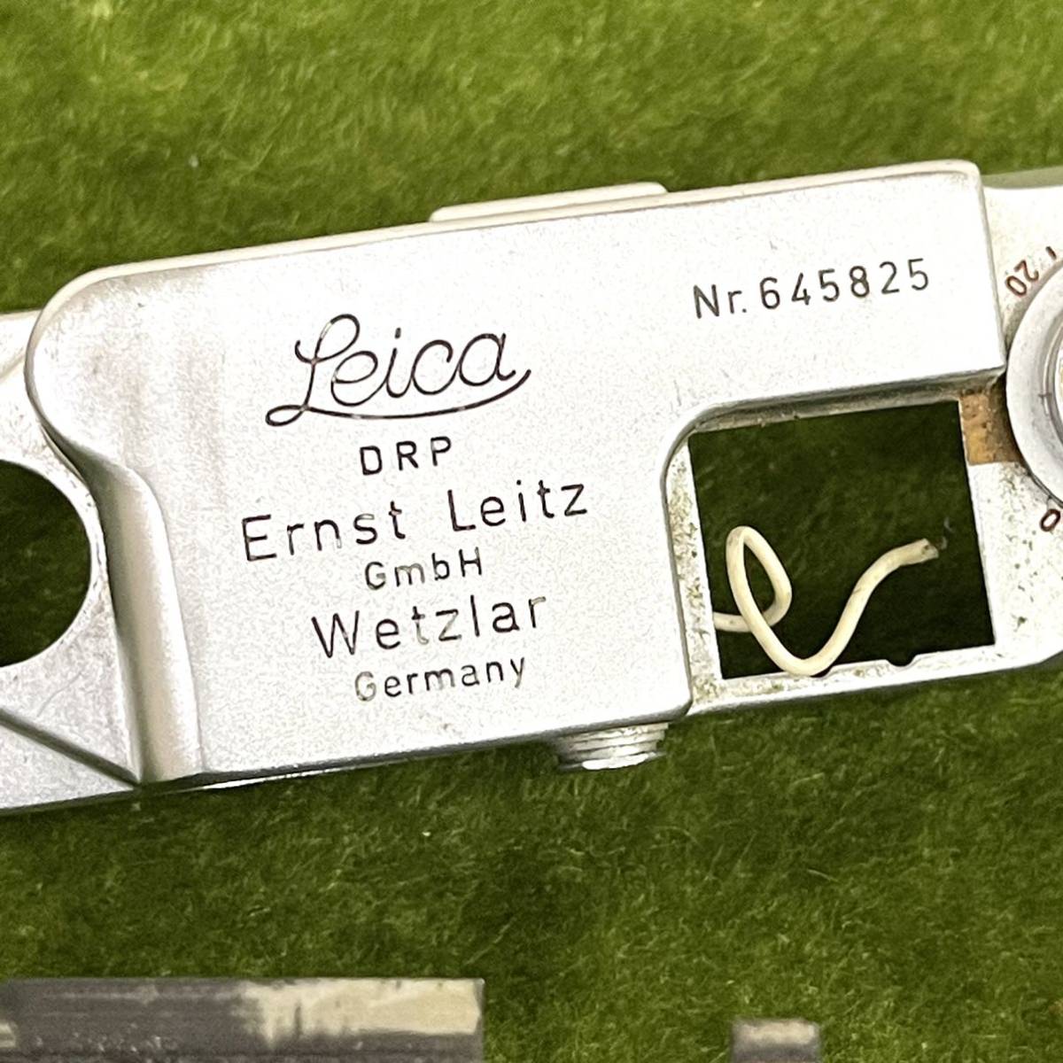 ** rare! present condition delivery Leica/ Leica analogue camera / film camera body / frame part only 3 point set M2/M3/Nr Germany made for repair / part removing 