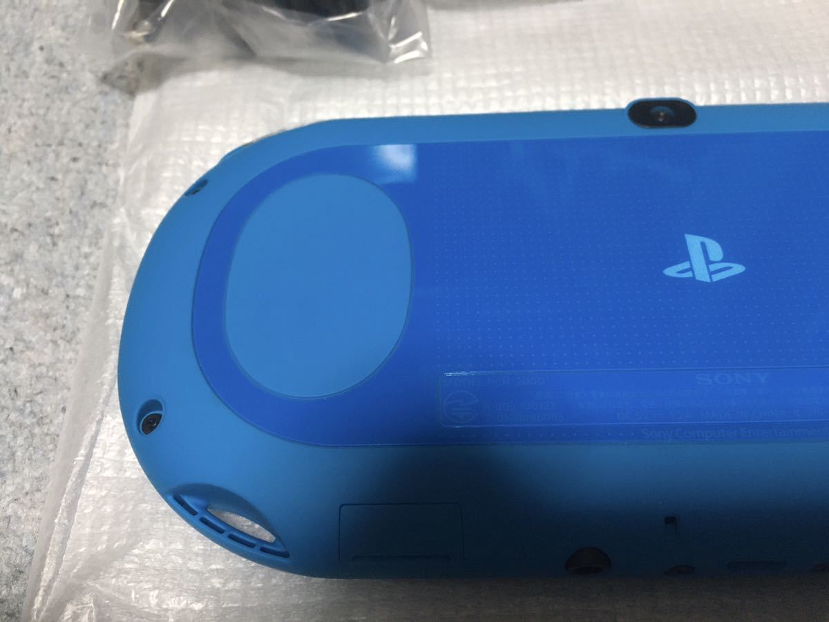 極美品】PS Vita PCH-2000 Wi-Fiモデル アクアブルー｜PayPayフリマ