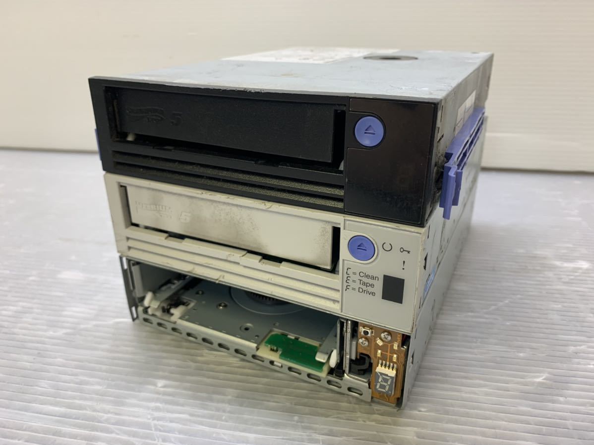 IBM LTO Ultrium 5-H 95P8266/46X8312/46C2006 3点セット 内蔵テープドライブ 動作PCからの取り外し品 ジャンク品 D_画像1