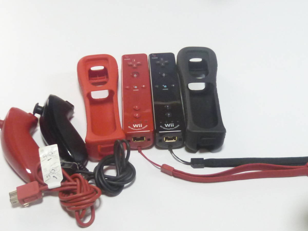 RSJN1【即日配送 送料無料 動作確認済】Wiiリモコン　モーションプラス　ジャケット ストラップ 2個セット RVL-036 赤 黒 ブラック レッド