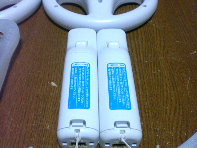 HRJ039【送料無料 即日配送 動作確認済】Wii マリオカート　ハンドル リモコン ジャケット　ストラップ2個セット　任天堂 Nintendo