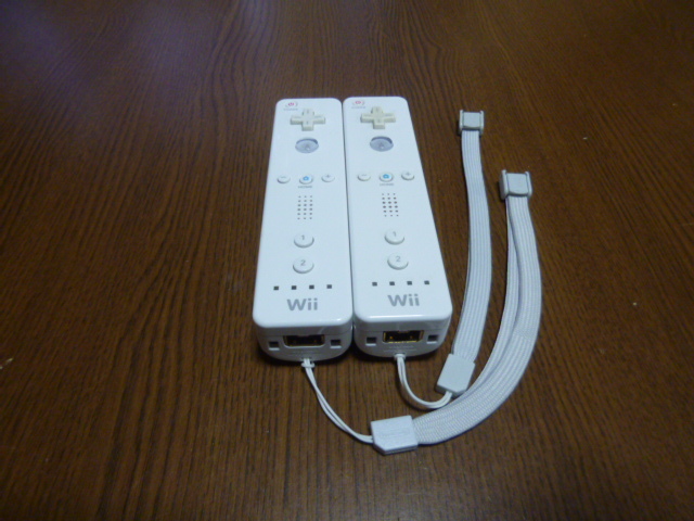 RS088【送料無料 即日配送　動作確認済】Wii リモコン 2個セット ホワイト　白　ストラップ　セット