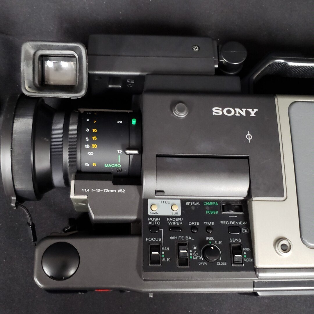 Yahoo!オークション - 8ミリビデオカメラ SONY CCD-V100 Video8 Yahoo!オークション - 8ミリビデオカメラ SONY CCD-V100 Video8