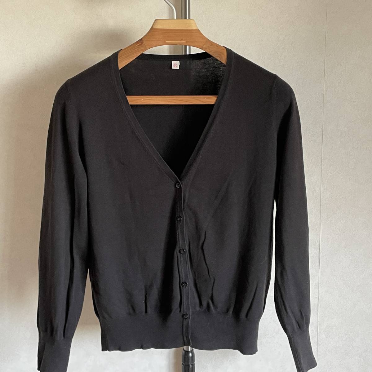 オールドuniqloユニクロ綿コットンアクリル ニット Vネック カーディガン セーター ブラック黒xlサイズ 人気激安 セーター オールドuniqloユニクロ綿コットンアクリル ニット Vネック カーディガン セーター ブラック黒xlサイズ 人気激安 セーター