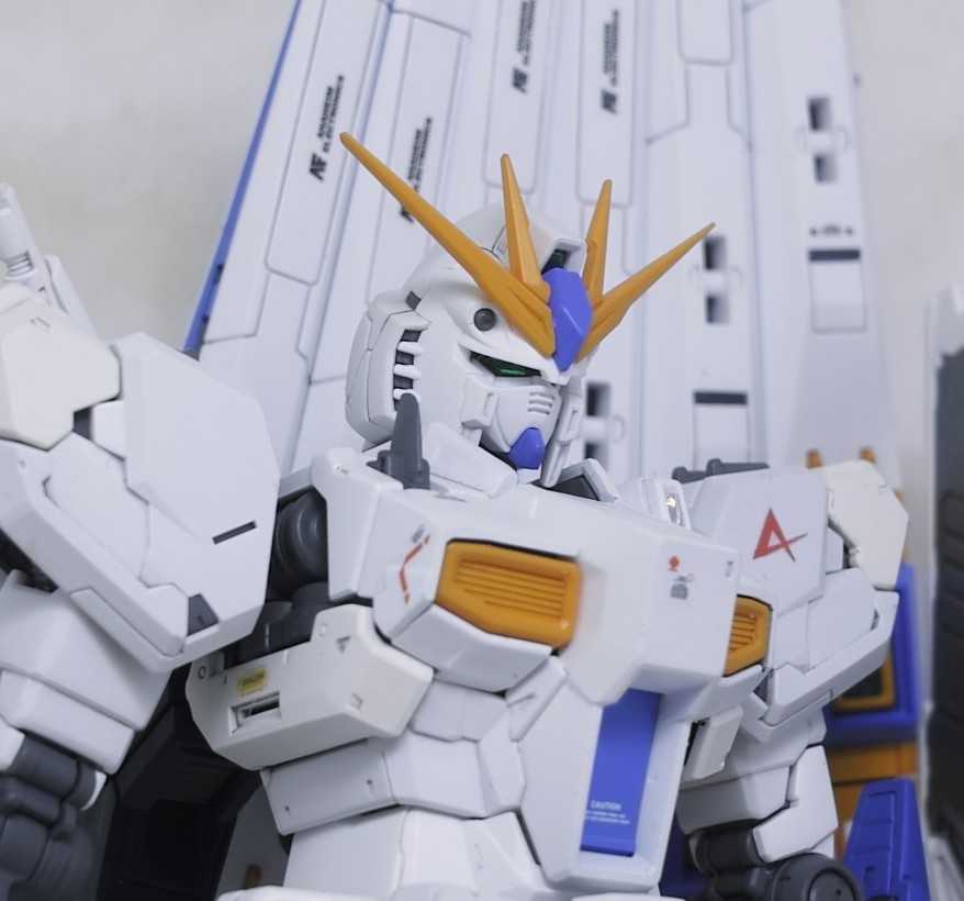 RG 1/144 νガンダム 塗装済完成品 www.esole.eu