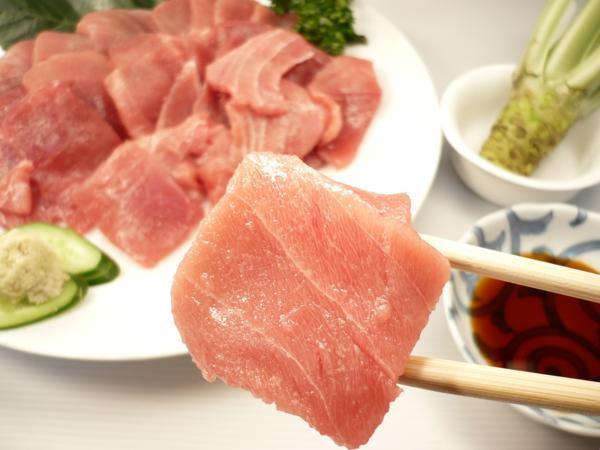 1【Max】訳あり バチマグロの切り身！海鮮丼に最高です！ 1円_中トロ部分も含まれております！