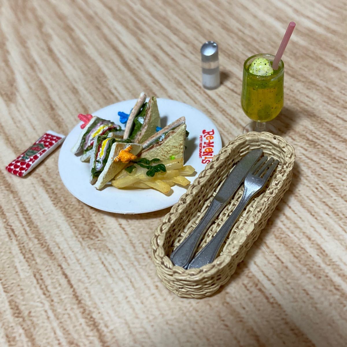 超可爱の RE-MENT みんなでファミレス sonrimexpolanco.com