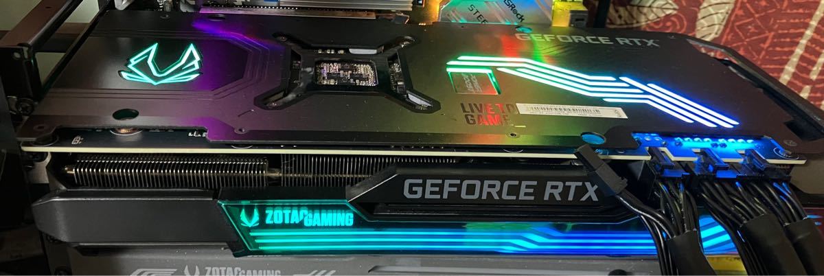 ZOTAC GAMING GeForce RTX 3070 Ti AMP Extreme Holo 