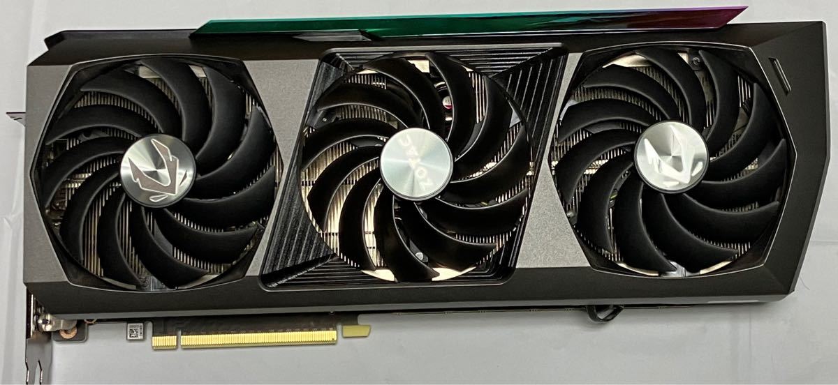 ZOTAC GAMING GeForce RTX 3070 Ti AMP Extreme Holo 