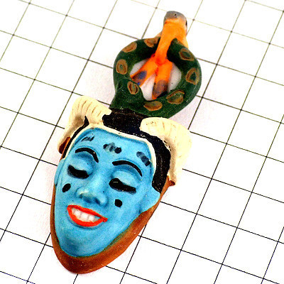 フェブ・お祭りのマスク青い仮面◆フランス限定フェーヴ◆ガレットデロワFEVEフェブ小さな置き物_画像1