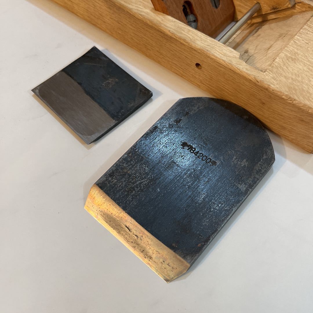 【中古美品】小片秀司作 女盛 進龍斎 鉋身&裏金 70㎜ 鉋 大工道具 希少