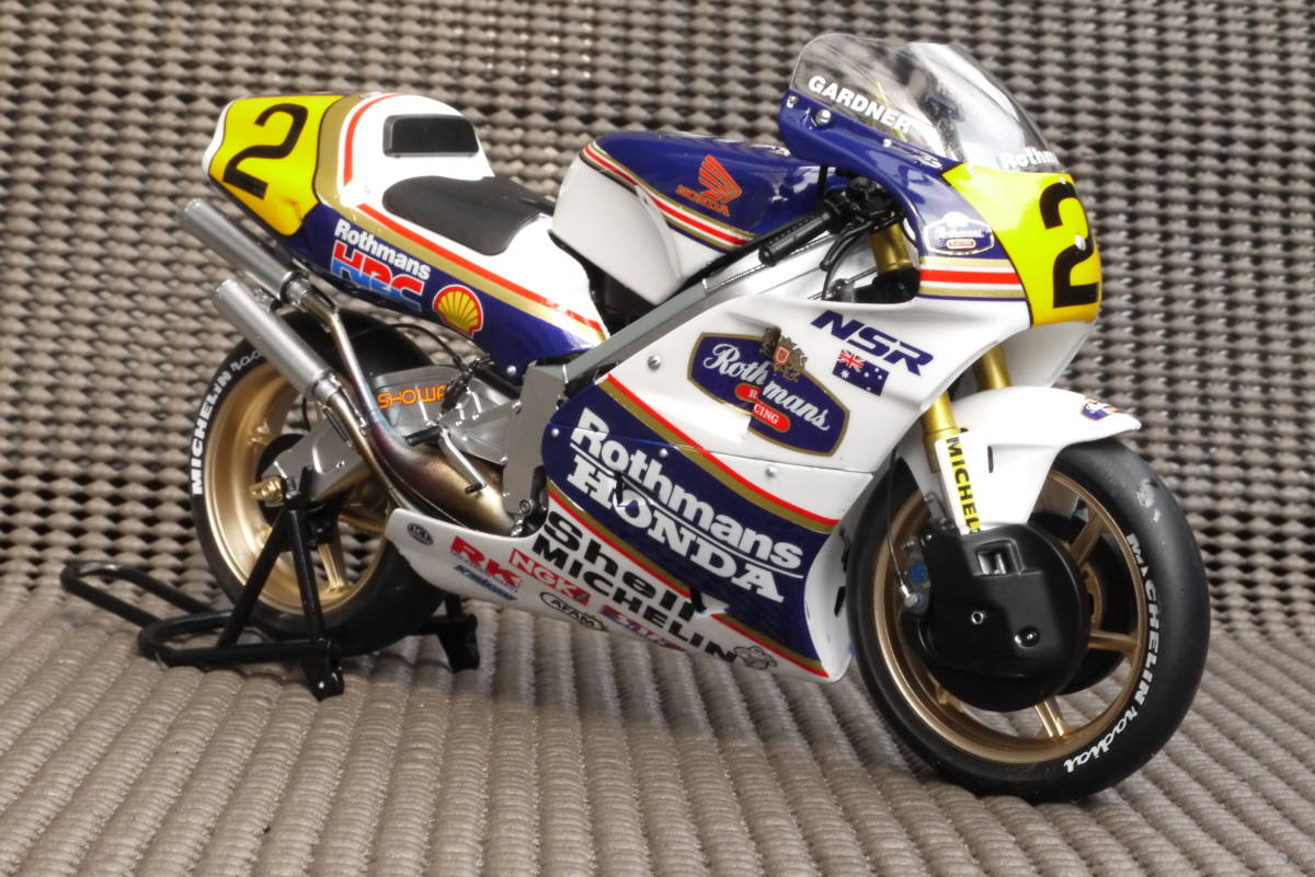 ハセガワ1/12 ロスマンズホンダ 89 ガードナー 完成品