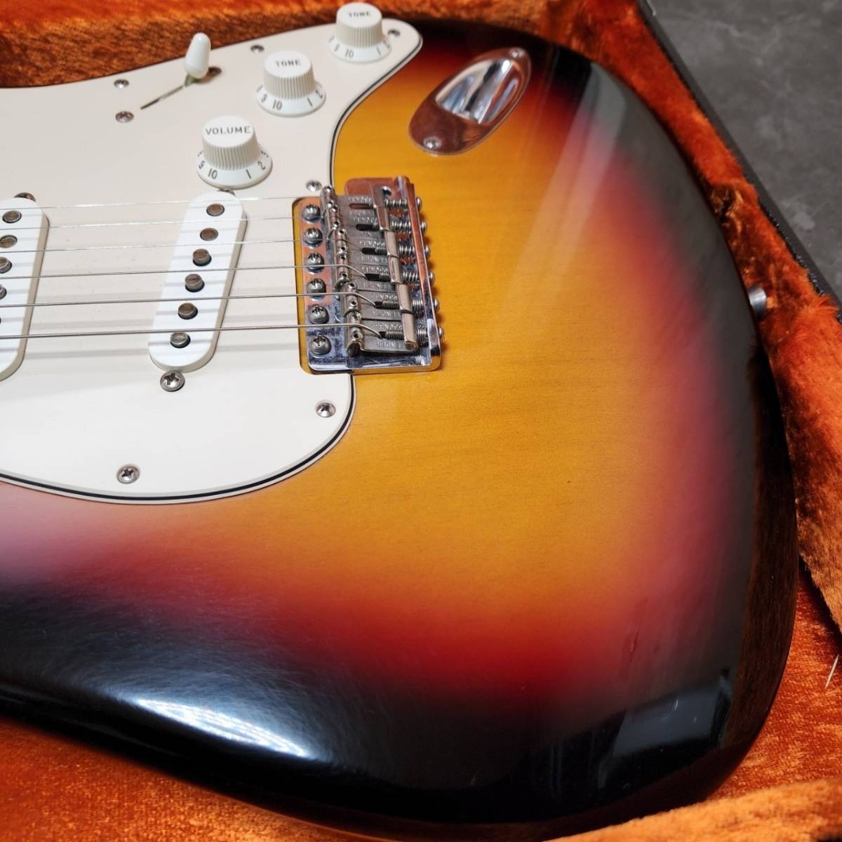 ヤフオク! - Fender フェンダー STRATOCASTER エレキギター