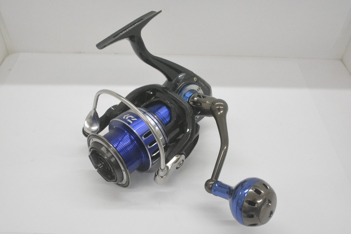 1F611☆DAIWA ダイワ 15 ソルティガ 3500H SALTIGA ☆USED☆<ニュー