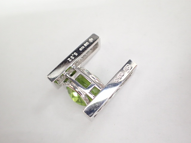 タサキ 田崎真珠 K18WG ペリドット5.52ct ダイヤ ペンダントトップ ...
