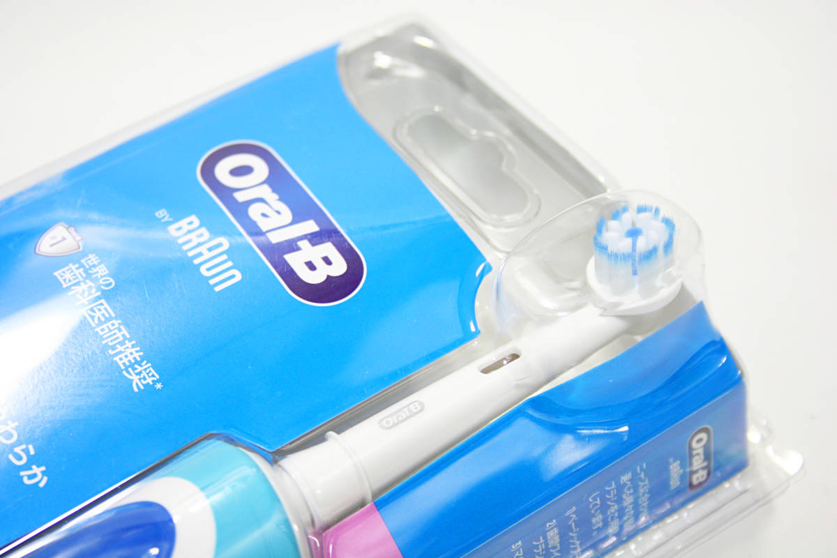 新品 未開封 ★ 【 Braun 】 ブラウン オーラルB (Oral-B) すみずみクリーンやわらか やわらか極細毛ブラシ D12013T 電動歯ブラシ ★ ①_画像6