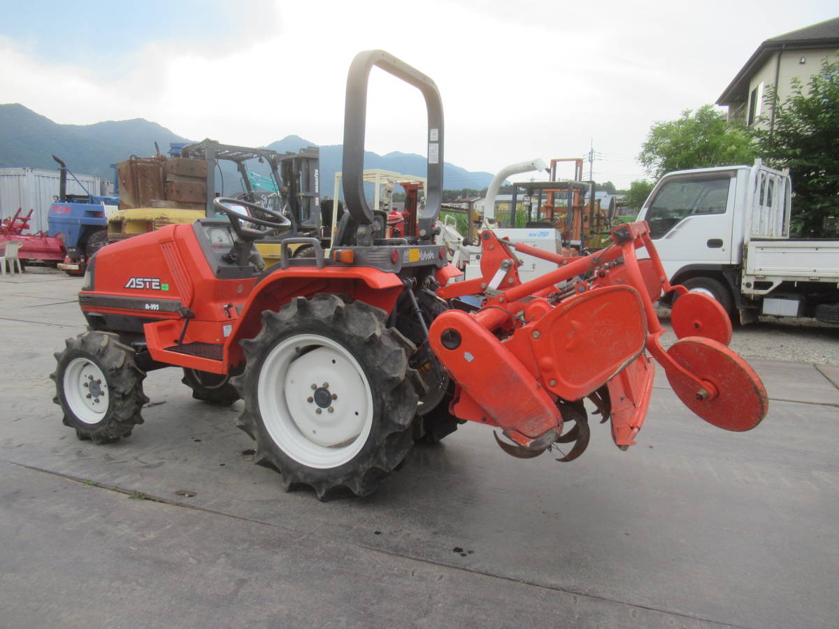 クボタ トラクター A-195 クボタ トラクター A-195