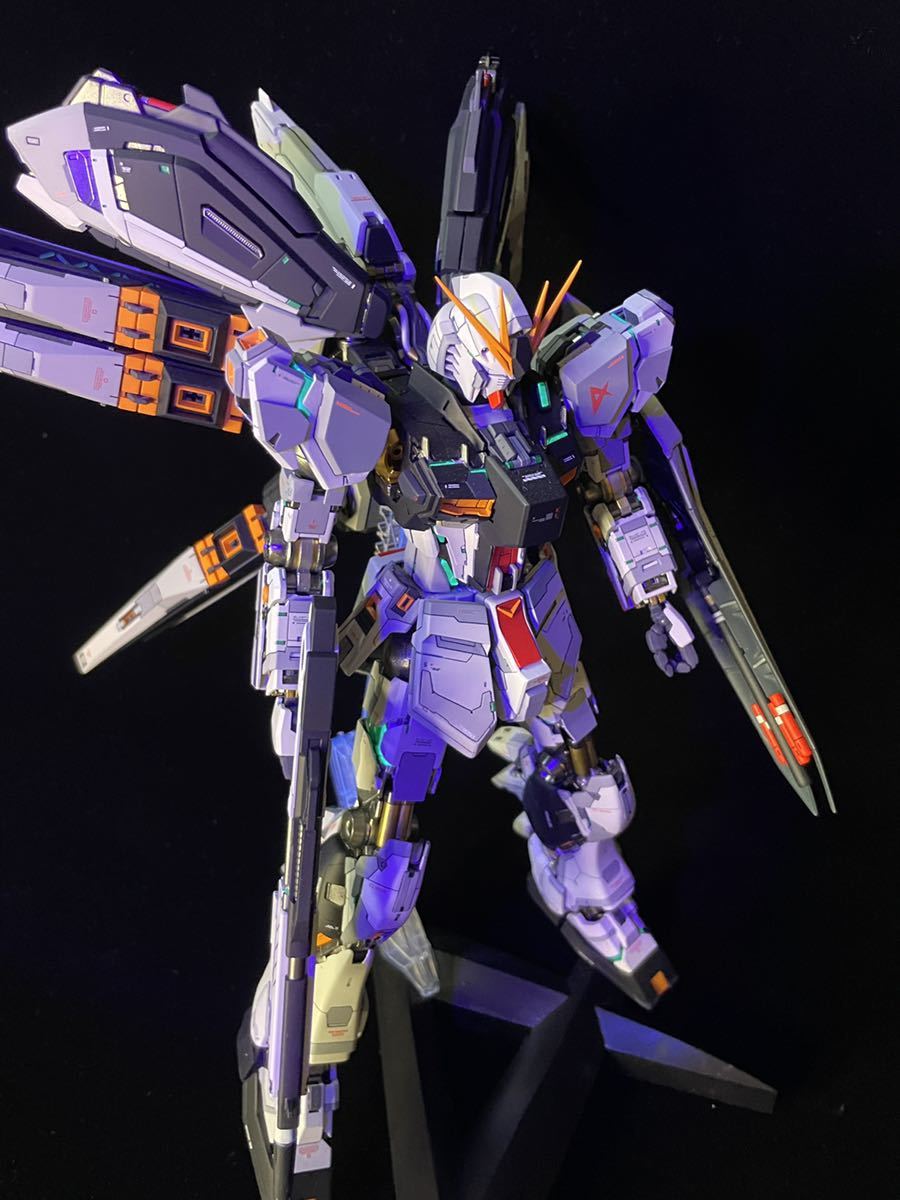 MG νガンダムVer Ka徹底改修完成品 MG νガンダムVer Ka徹底改修完成品