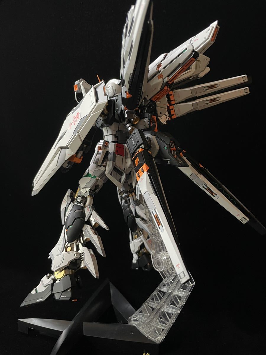 MG νガンダムVer Ka徹底改修完成品 MG νガンダムVer Ka徹底改修完成品