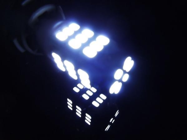 T16バルブ 42SMD スーパーホワイト 2個セット ウェッジ LED 汎用 T10 T13 T15 白 スモール ナンバー灯 定形外送料無料_画像3