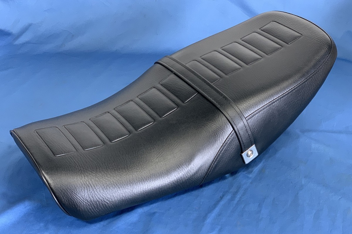 RZ250/350用 アンコ抜き完成シート 表皮純正柄 新品 【 ゼス 】 | www